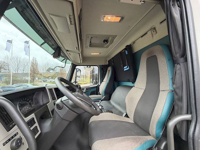 Billede 15 - Volvo FM330 Lukket kasse