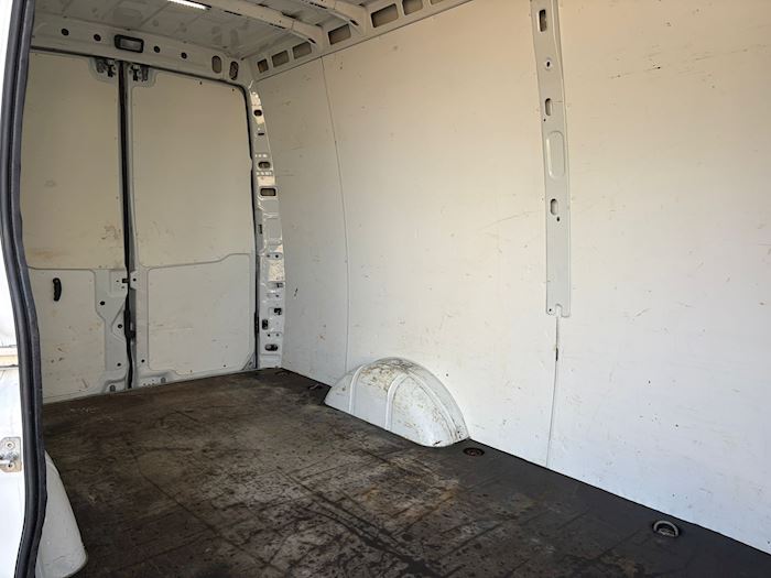 Bild 11 - Iveco Daily 2.3D 35S13 12M3 Aut Kastenwagen