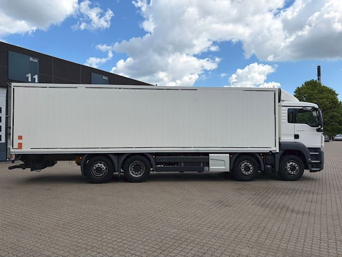 Image 4 - MAN TGS 35.320 Closed box