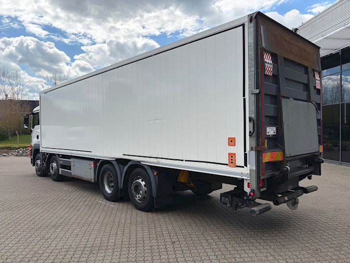 Image 5 - MAN TGS 35.320 Closed box