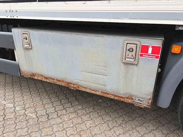 Image 11 - MAN TGS 35.320 Closed box