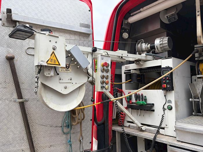 Image 12 - Mercedes Sprinter - Kloak TV bil Closed Box