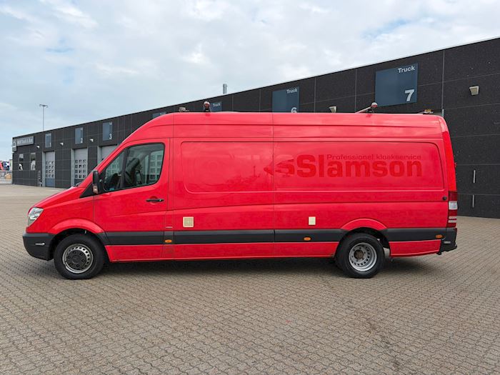 Image 3 - Mercedes Sprinter - Kloak TV bil Closed Box