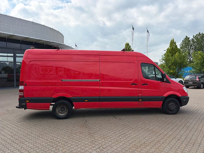 Image 4 - Mercedes Sprinter - Kloak TV bil Closed Box