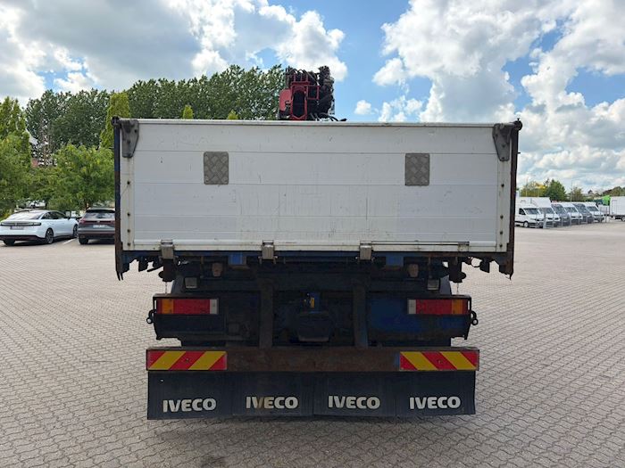 Image 6 - Iveco Stralis 260S40 Tipper/crane