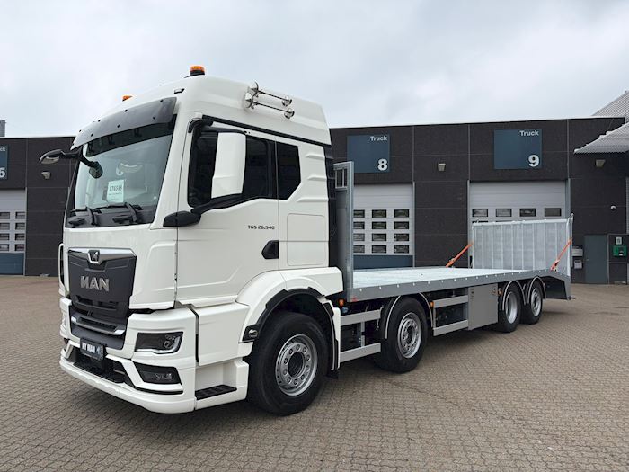 Billede 1 - MAN TGS 26.540 8X2-4 Knæklad