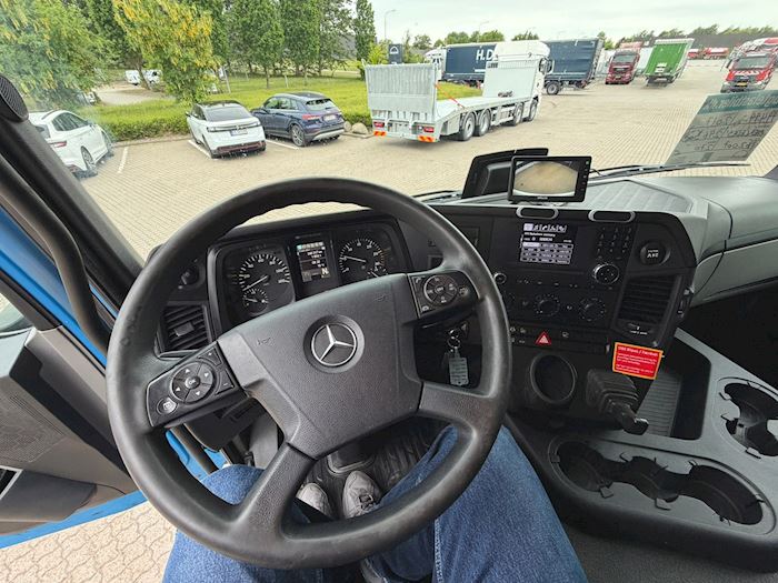 Billede 11 - Mercedes Antos 1827 Presenning