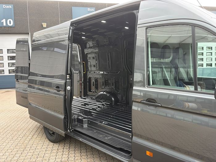 Billede 14 - MAN TGE 3.160 A8 L3H3 Black Line Kassevogn