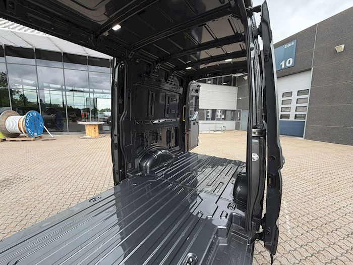 Billede 15 - MAN TGE 3.160 A8 L3H3 Black Line Kassevogn