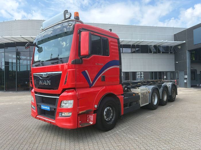 Bild 1 - MAN TGX 35.480 8X4-4 Abroller