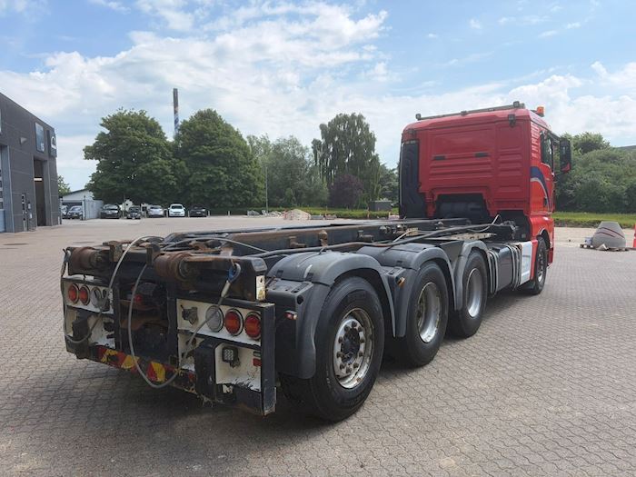 Bild 3 - MAN TGX 35.480 8X4-4 Abroller