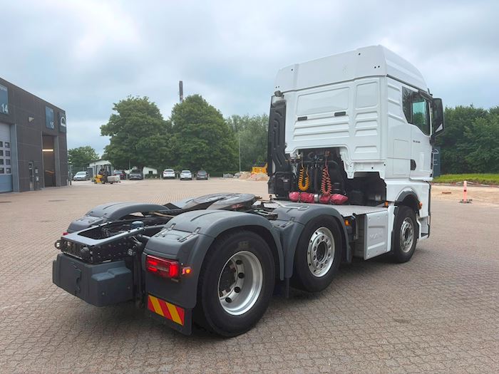 Image 4 - MAN TGX 26.510 6X2/4 Tractor