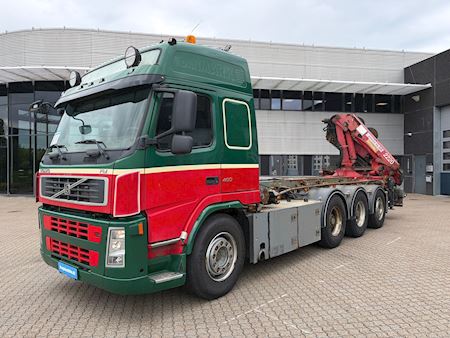 Volvo FM480 8X4, Hejs/kran