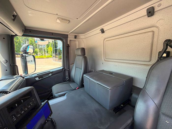 Billede 7 - Scania P250 4X2 Presenning