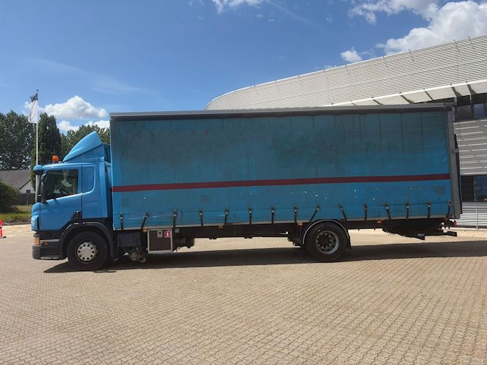 Billede 14 - Scania P250 4X2 Presenning