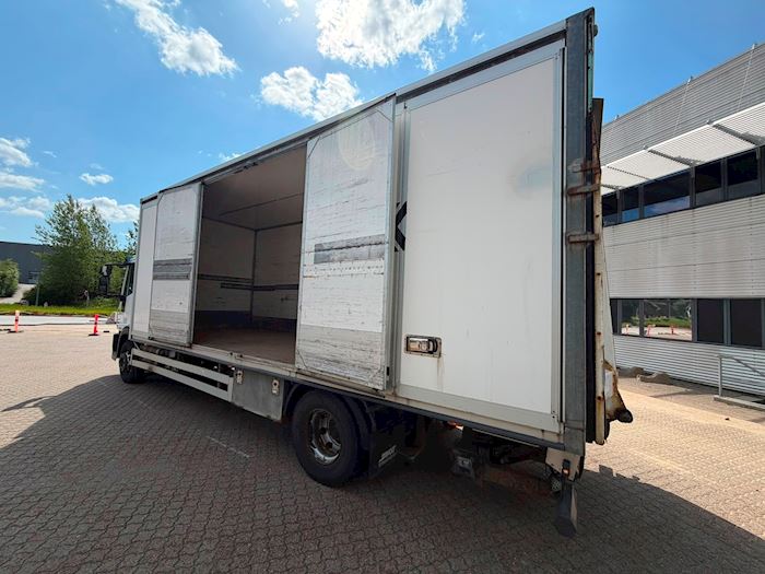 Billede 19 - Iveco EuroCargo 4X2 Lukket kasse