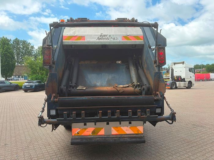 Billede 7 - Scania P320 6X2-4 Renovation