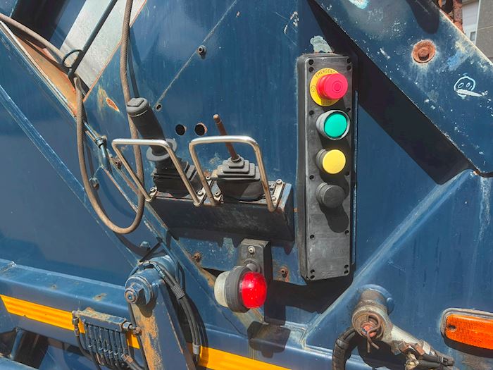 Billede 13 - Scania P320 6X2-4 Renovation