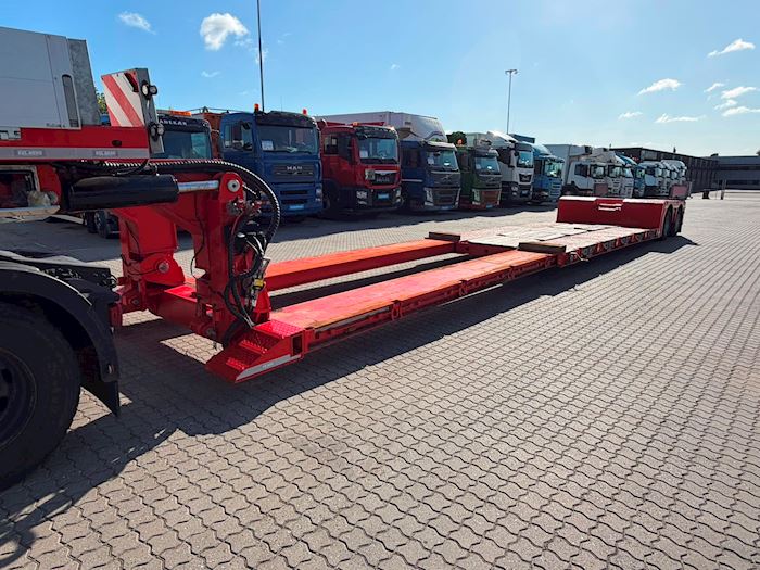 Bild 9 - Kel-Berg 2 Akslet udtræk Schwertransportanhänger