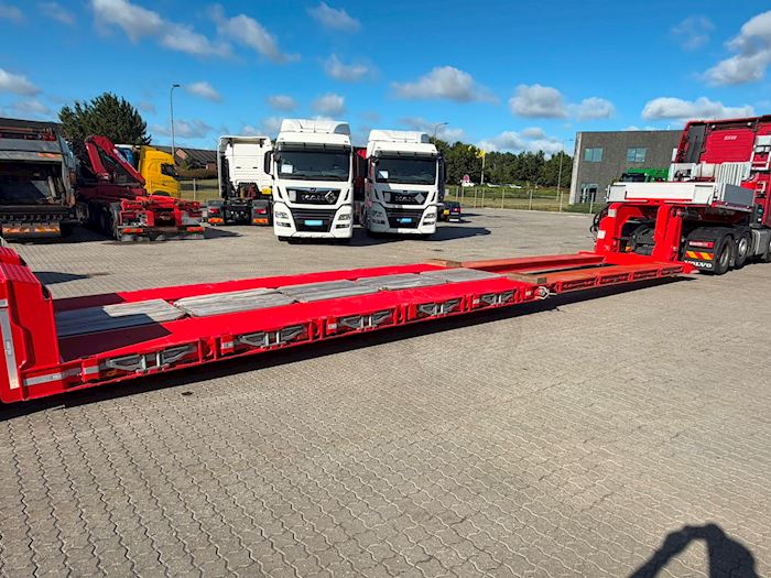 Bild 8 - Kel-Berg 2 Akslet udtræk Schwertransportanhänger