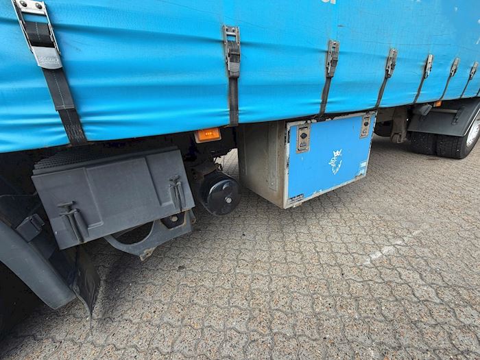 Billede 17 - Scania P230 Presenning