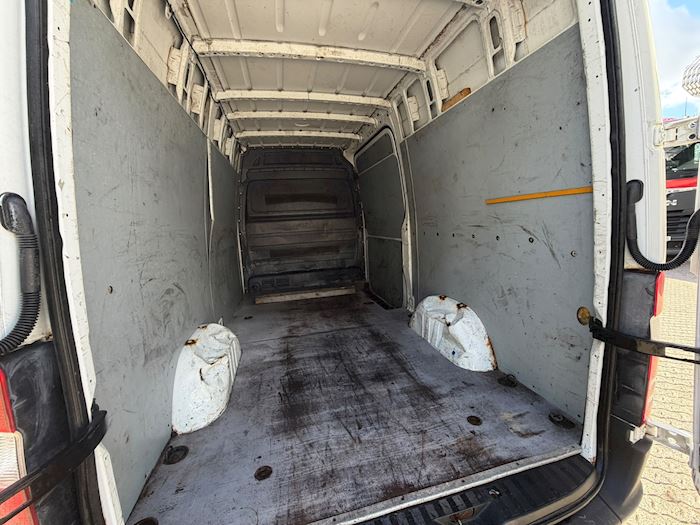 Billede 13 - Mercedes Sprinter 215 cdi Kassevogn