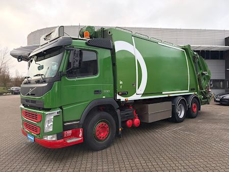 Volvo FM330 6X2, Müllfahrzeug
