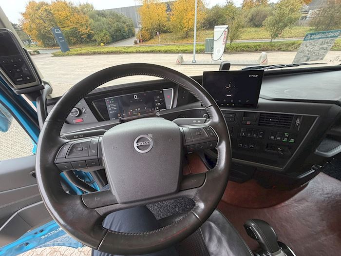 Billede 15 - Volvo FH500 6X2-2 + 4 aksl. Kel-Berg tip Trækker